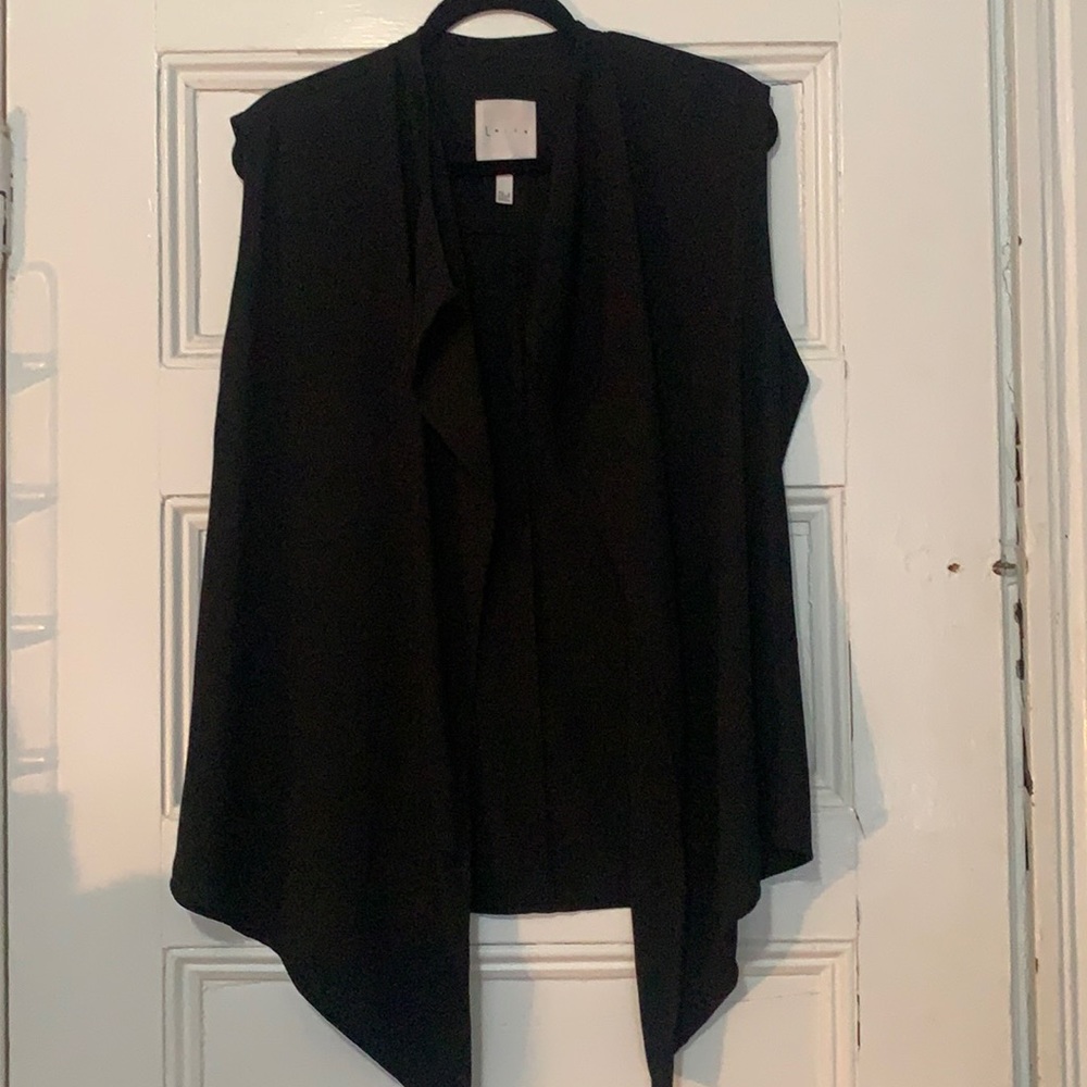 Leith Vest